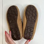 UGG  Sz 6 Dakota Slipper Leather Nubuck Beige Moccasin Slip On Shoes 5612 Women’s Photo 13