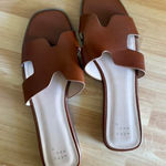 Target  sandals  Photo 0