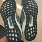 Adidas Ultraboosts Photo 6