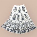 Source Unknown Made in Italy White Eyelet Floral Tiered Midi Skirt Elastic Waist (1118) Photo 6