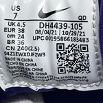 Nike  AIR HUARACHE RUN SNEAKERS SZ 7 HYPER GRAPE/WHITE/BLACK DH4439-105 PREOWNED Photo 5