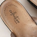 Clarks Laurianne Jade Sand Metallic Sandals Size 7½ Photo 2