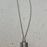 Handmade Vintage Gothic Silver Razor Blade charm Necklace - Antique Punk Razor Blade Photo 3