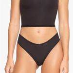 SKIMS  Onyx Cropped Cami Top Plus Size Photo 3