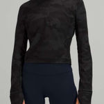 Lululemon  Cropped Half-Zip Photo 0