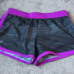 Under Armour  Semi-Fitted Heat Gear Black/Purple Running Shorts SIZE S Photo 0