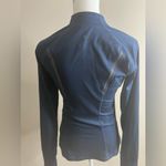 Zella navy blue zip front jacket small Photo 8