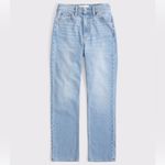 Abercrombie & Fitch The Ankle Straight Ultra High-Rise light wash jeans Photo 2
