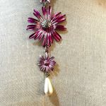 Pink flower butterfly statement necklace Photo 2