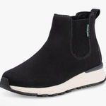 EastLand NEW Black  Women's Woodford Ankle Boot 6 $100 Photo 0