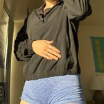 Athletic Cropped Pullover Black Photo 2