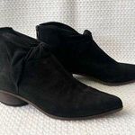 LD Tuttle The Marble Twist Knot Black Leather Pointed Ankle Boot Booties 37 Size undefined Photo 0