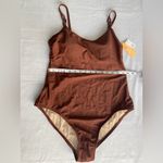 Kona Sol Brown Chain‎ Link Medium Coverage Sew In Cups One Piece Swimsuit
Size L (12-14) Photo 5