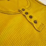 Zenana Outfitters Ribbed Tank Top Buttons Rough Edge Women’s Size Small Photo 9