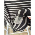 Everlane $65  Black/White Striped Top‎ Size Medium Photo 3