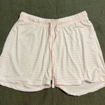 Striped white and pink sleep shorts Photo 0