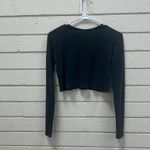 Brandy Melville Blue Button Down Cropped Long Sleeve one size. Photo 6