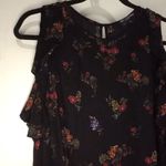 One Clothing Ruffle cold shoulder blouse Photo 4