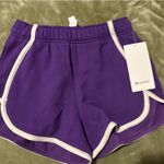 Lululemon Scuba Mid-Rise Oversized Short 3" Size XS College purple / light ivory Photo 8