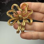 Monet Ribbon Bow Brooch Pin Brushed Texture Gold Tone Signed Photo 9