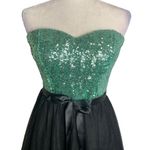 Windsor Strapless Party Prom Dress 11 Green Black Sequins Midi Tulle Tie Waist Photo 1