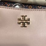 Tory Burch Shoulder tote - Carter Small Convertible Tote in Shell Pink Photo 2