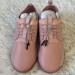 Clove Women’s/Men’s limited edition Nurse Sneaker shoes in Pink size M Photo 1