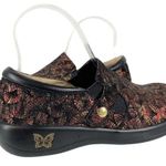 Alegria PAITYN Red and Gold Metallic Fan Print Clogs Size 37 Comfort Shoes Photo 0