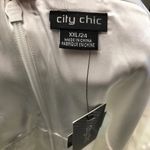 City Chic  Ivory Tulip Skirt Dress - NEW! - Size 24 Photo 4