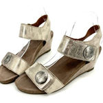 Taos Carousel 2 Wedge Sandals Size 9 Leather Python Suede Metallic Tan Photo 0