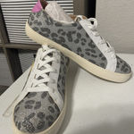 White Raven Shoes Womens 10 Casual Sneakers Leopard Glitter Silver Faux Leather Photo 0