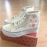 Vans  Sk&-Hi Tapered Stackform Shoe
VN000CN5FRL Women Size 8.5 US Photo 10
