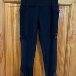 Lululemon  Forget The Sweat Crop in Black Size 2 Photo 0