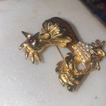 Edwin Pearl Vintage Gold Tone Rooster Brooch Pin With Rhinestones Enamel Detaili Size 2 Photo 15