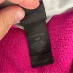 The North Face WOMENS FULL ZIP SMALL FLEECE BRIGHT PINK JACKET WITH POCKETS Photo 9