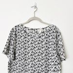 J.Crew [] Black White Giraffe Novelty Print Short Sleeve Round Neck Blouse Sz XL Photo 3