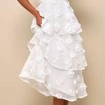 Lulus NWT  Exceptional Entrance White Sleeveless Tiered Rosette Midi Dress Size L Photo 0