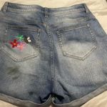 Disney Winnie The Pooh  Shorts Photo 2