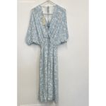 Doe & Rae  Light Blue & White Casual Fitted Waist Slouchy‎ Sleeves Dress - Size S Photo 2