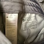 FIGS  scrubs set  Photo 2