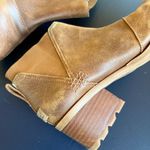 Sorel  Cate Chelsea Tan Leather Chunky Heel Boots Pull On Western Waterproof 6.5 Photo 3
