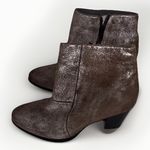 Seychelles ‎ Women Distressed Metallic Pewter Western Zip Ankle Boots sz 9 Photo 0