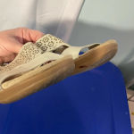 Wearever  Jorden Women’s Sandals gold and‎ tan size 8.5 Photo 3