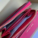 Michael Kors Giftable boxed item wallet & Travel Pouch - Bright Red Photo 5