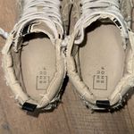 Shu Shop Paulina Hi Photo 5