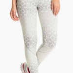 Nike Pro White Gray Womens Leggings Stretch Athletic Fit Sz S Photo 0