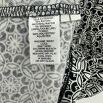 Loft  Size 6P Short Sleeve Round Neck Dress Black and White‎ Floral Print Rayon Photo 4