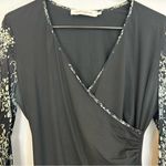 Anne Fontaine Black V Photo 7