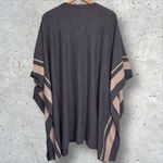 Babaton T.  Cashmere Blend Poncho Wrap Sweater Drape Sz M Aritzia‎ Photo 3