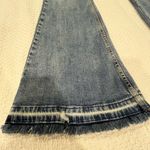 Shyanne  Jeans  Photo 3